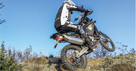 Xe mô-tô và xe tay ga máy