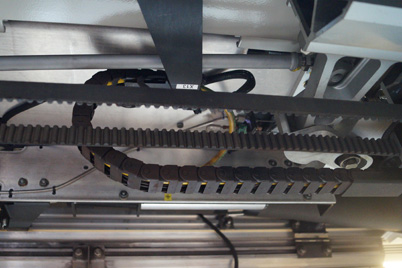 Cáp chainflex® CFSPECIAL.414 cùng với một e-chain®