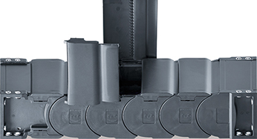 Cost-effective swarf protection due to R2.1 e-tubes by igus®