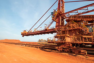 Máy xúc có các bộ phận phụ tùng của igus