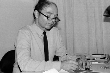 Günter Blase vào năm 1964 tại văn phòng của ông tại igus